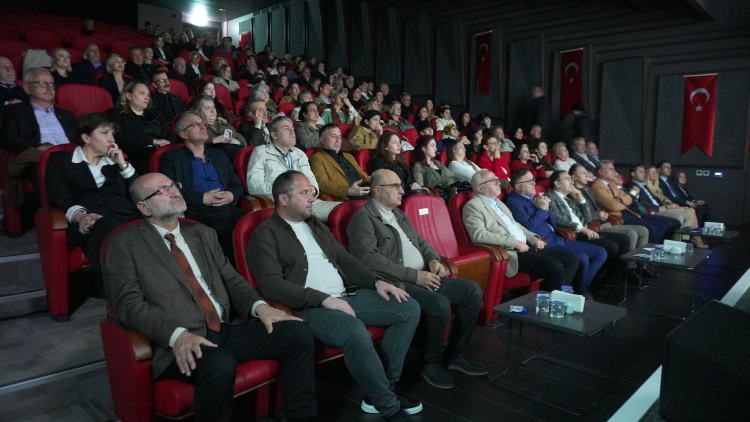 Yalova’da Kültürel Mirasın İzinde: Yoğurdun Tarihi Belgeselle Geleceğe Taşındı 9 Yalova’da Kültürel Mirasın İzinde: Yoğurdun Tarihi Belgeselle Geleceğe Taşındı