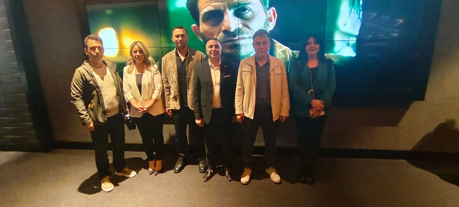 “Çatlı 1” Sinema Filmi Yalova’da Büyük İlgi Gördü: Gala Gösterimi Yoğun Katılımla Gerçekleşti 8 “Çatlı 1” Sinema Filmi Yalova’da Büyük İlgi Gördü: Gala Gösterimi Yoğun Katılımla Gerçekleşti