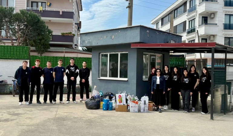 ÇİFTLİKKÖYLÜ ÖĞRENCİLERDEN ÖRNEK SIFIR ATIK PROJESİ 6 ÇİFTLİKKÖYLÜ ÖĞRENCİLERDEN ÖRNEK SIFIR ATIK PROJESİ