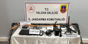 YALOVA’DA KAÇAK KAZIYA SUÇÜSTÜ: 4 ŞÜPHELİ ORMANLIK ALANDA YAKALANDI
