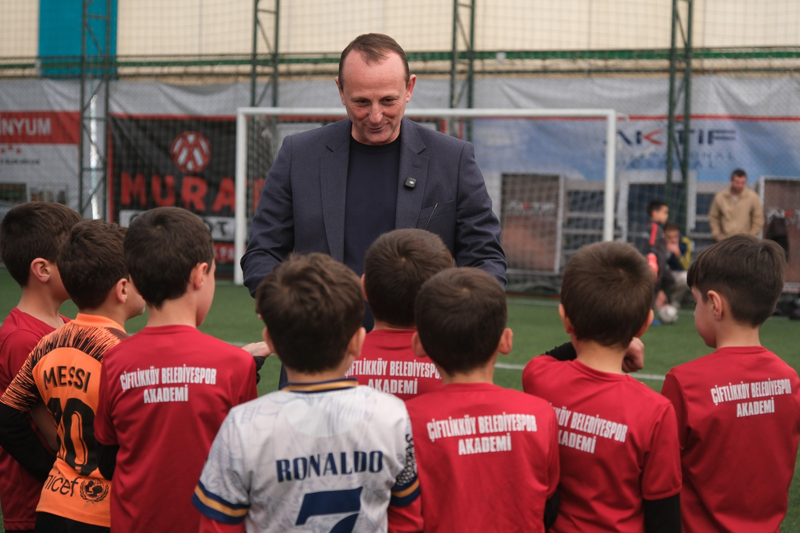 BAŞKAN YELE, OSMAN BAKAY SPOR TESİSLERİ’NDE İNCELEMELERDE BULUNDU