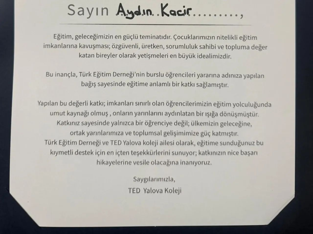 Yalova’da Eğitime Anlamlı Destek: TED Koleji’nden Bağış Sertifikası Ziyareti 4 Yalova’da Eğitime Anlamlı Destek: TED Koleji’nden Bağış Sertifikası Ziyareti