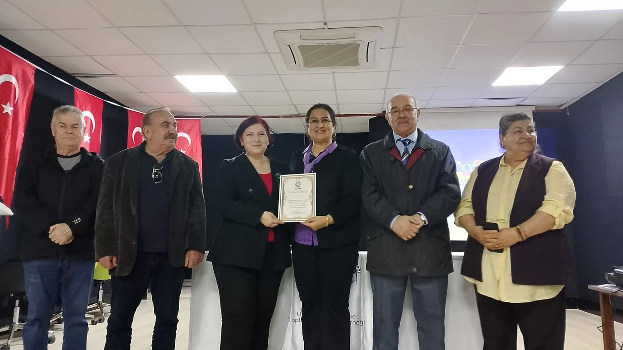 Ebru Kaplan’dan İlham Veren Hikâye: “Var Olmanın Notları” Söyleşisi Yoğun İlgi Gördü