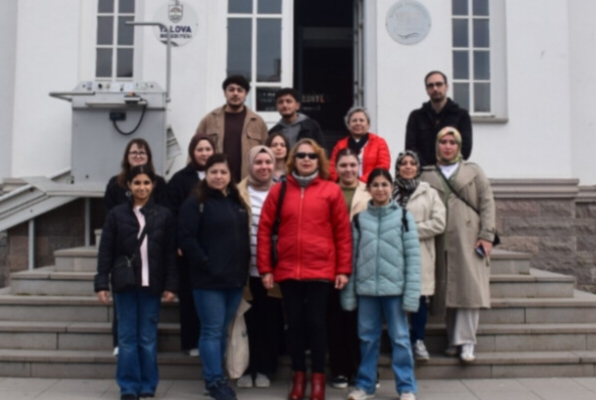 Yalova Turizm Haftası’nda Tanıtım Atağı: Üniversite Öğrencileri Şehrin Değerlerini Yerinde Keşfetti