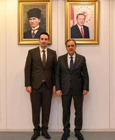 Basın İlan Kurumu Bursa Bölge Müdürü Gökhan Eren’den Yalova Valisi Usta’ya Ziyaret