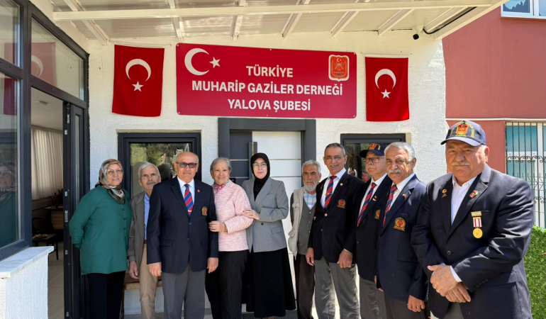 MELİHA AKYOL’DAN ŞEHİTLER HAFTASI’NDA ANLAMLI ZİYARETLER