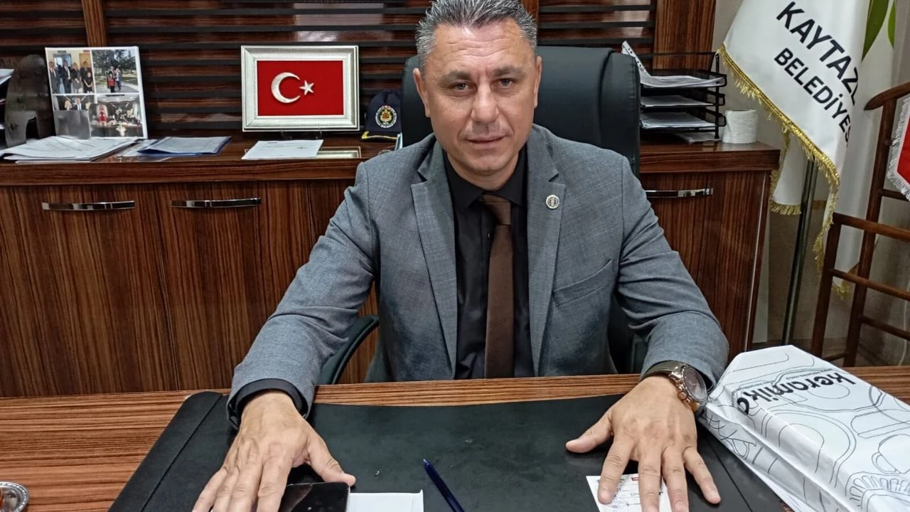 KAYTAZDERE’DE MODERN ULAŞIM DÖNEMİ BAŞLADI: DURAKLAR YENİLENİYOR
