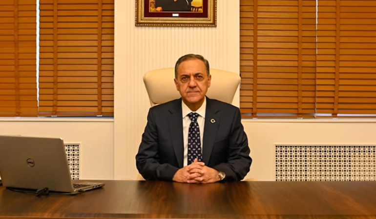 Vali Dr. Ahmet Hamdi Usta’nın 23 Nisan Ulusal Egemenlik ve Çocuk Bayramı Mesajı