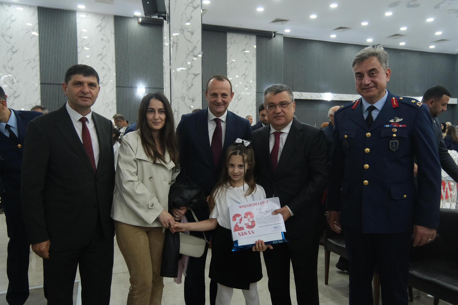 ÇİFTLİKKÖY’DE 23 NİSAN COŞKUSU YAŞANDI