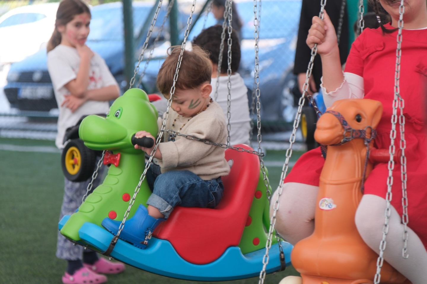 ÇİFTLİKKÖYLÜ ÇOCUKLAR 23 NİSAN ŞENLİĞİ’NDE EĞLENDİ