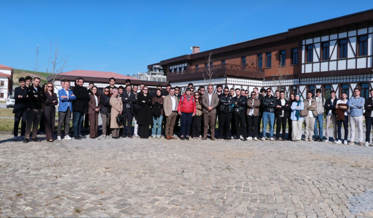 Yalova OSB’den TEKNOFEST Yolunda Gençlere Tam Destek