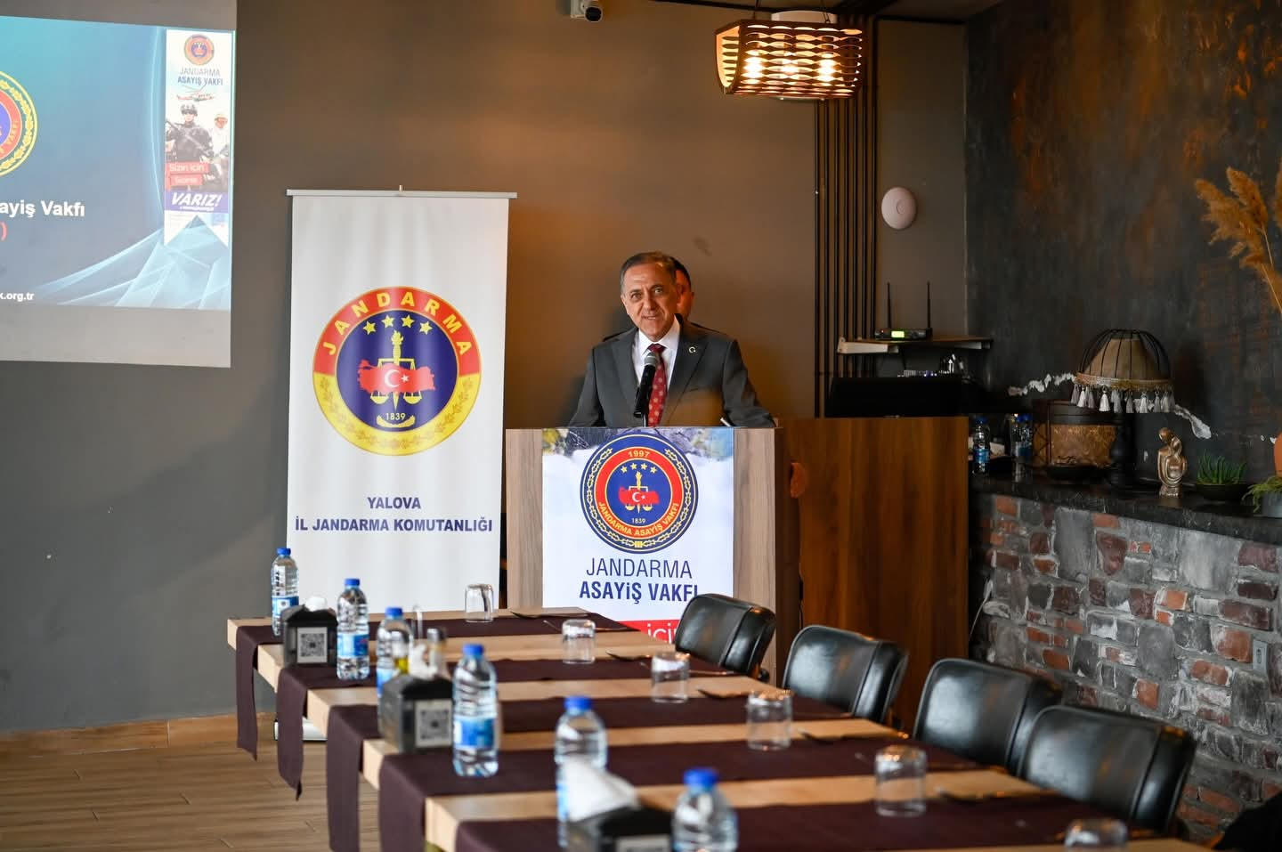 Yalova’da Jandarma Asayiş Vakfı Toplantısı: Yerel Güçlenme ve Hızlı Destek Vurgusu