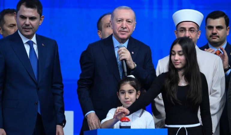 İstanbul’da 100 Bin Sosyal Konut İçin Kura Süreci Başladı: Hak Sahipleri Gün Gün Açıklanacak 1 İstanbul’da 100 Bin Sosyal Konut İçin Kura Süreci Başladı: Hak Sahipleri Gün Gün Açıklanacak