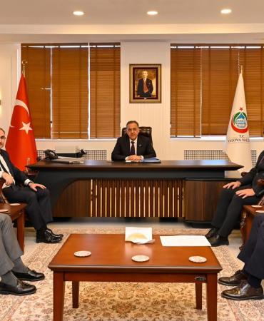 YALOVA GENÇLİK VE SPOR YATIRIMLARINDA YENİ DÖNEM: KRİTİK TOPLANTI GERÇEKLEŞTİRİLDİ