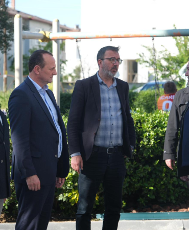BAŞKAN YELE, 500 EVLER SOSYAL TESİSLERİ’NDEKİ ÇALIŞMALARI İNCELEDİ