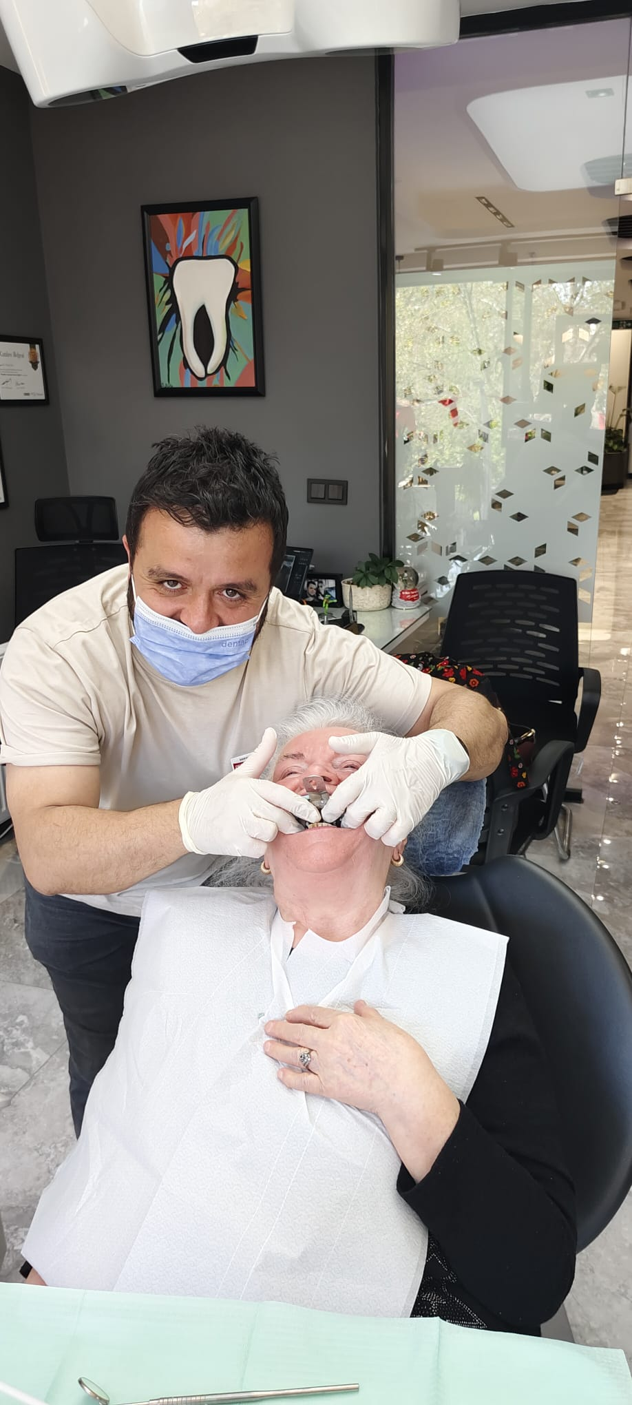 YALOVA’DA DİŞ SAĞLIĞINDA GÜVENİN ADRESİ: YALOVA DENTAL PARK’A YOĞUN İLGİ SÜRÜYOR