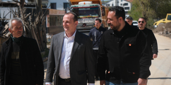 BAŞKAN YELE, ASFALTLAMA ÇALIŞMALARINI YERİNDE DENETLEDİ