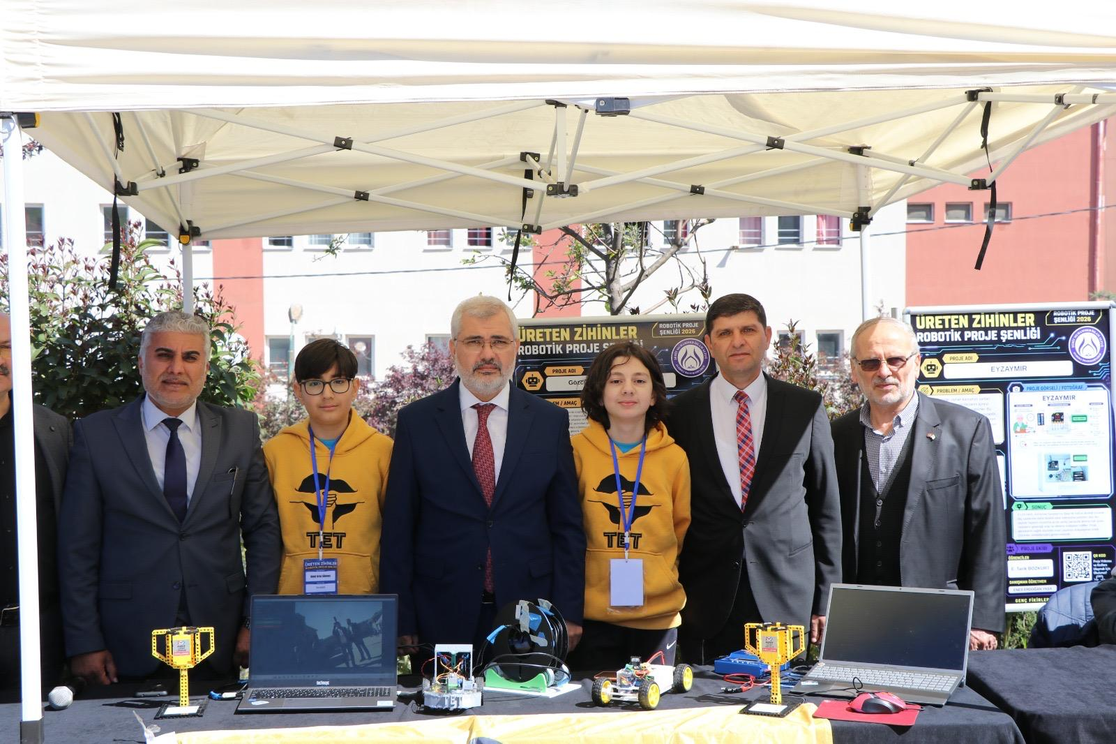 Robotik Proje Şenliği Genç Mucitleri Buluşturdu
