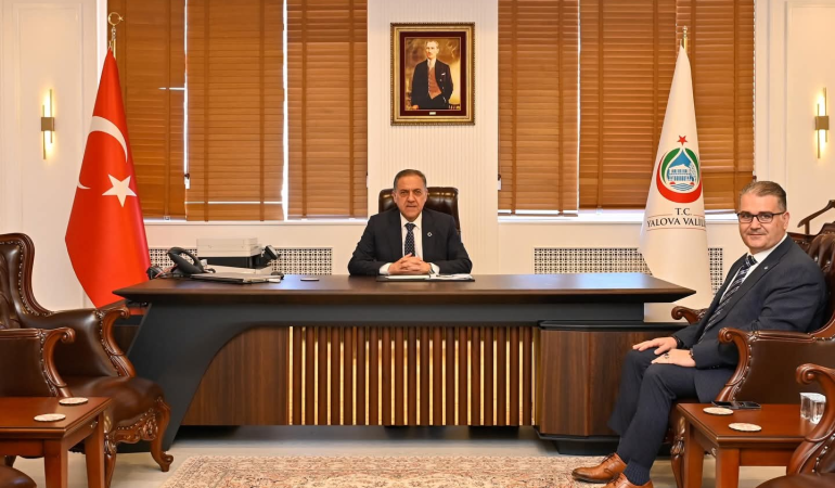 Yalova Kültür ve Turizm İl Müdürlüğü’nde Görev Değişimi: Vali Usta, Yeni Müdür Bayram’ı Kabul Etti