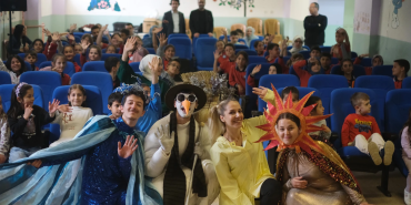 ÇİFTLİKKÖY’DE ÇOCUK TİYATROSU ŞÖLENİ SONA ERDİ