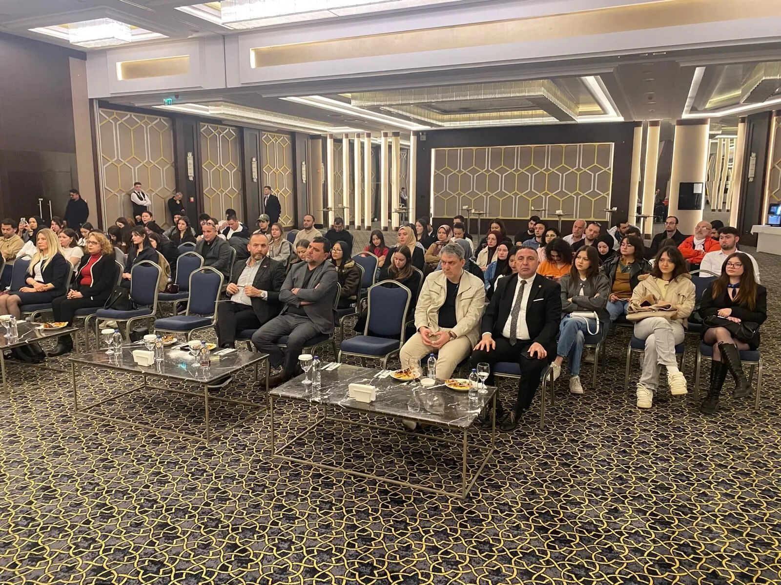 Yalova Turizminin Geleceği Masaya Yatırıldı: Sürdürülebilirlik ve Gençler Ön Planda