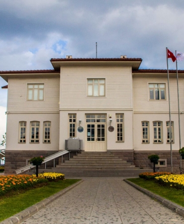 ŞEHRİN BELLEĞİ KENT MÜZESİ BAĞIŞLARINI BEKLİYOR