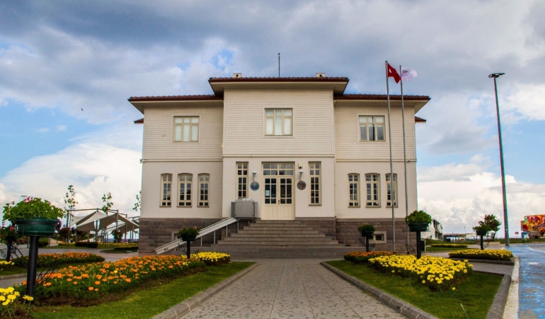 ŞEHRİN BELLEĞİ KENT MÜZESİ BAĞIŞLARINI BEKLİYOR 1 ŞEHRİN BELLEĞİ KENT MÜZESİ BAĞIŞLARINI BEKLİYOR