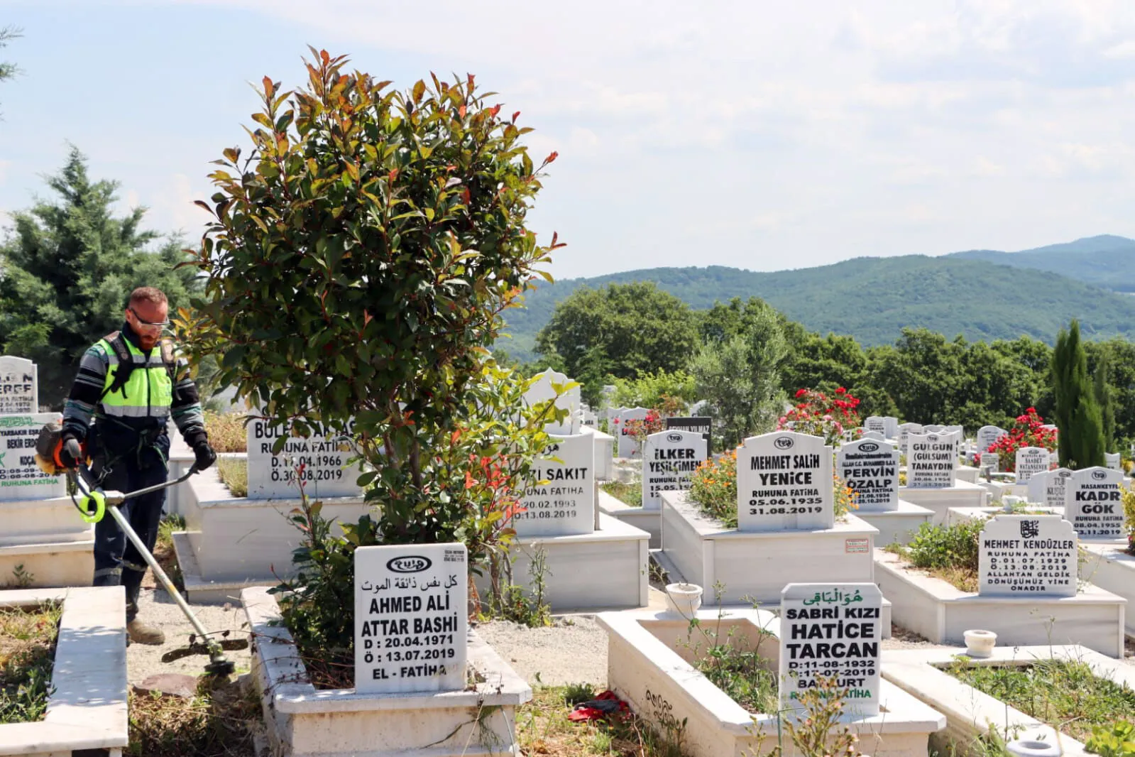Yalova Belediyesi Mezarlıklar Müdürlüğü’nden Örnek Hizmet: 2026’nın İlk 3 Ayında 365 Cenazeye Destek 6 Yalova Belediyesi Mezarlıklar Müdürlüğü’nden Örnek Hizmet: 2026’nın İlk 3 Ayında 365 Cenazeye Destek