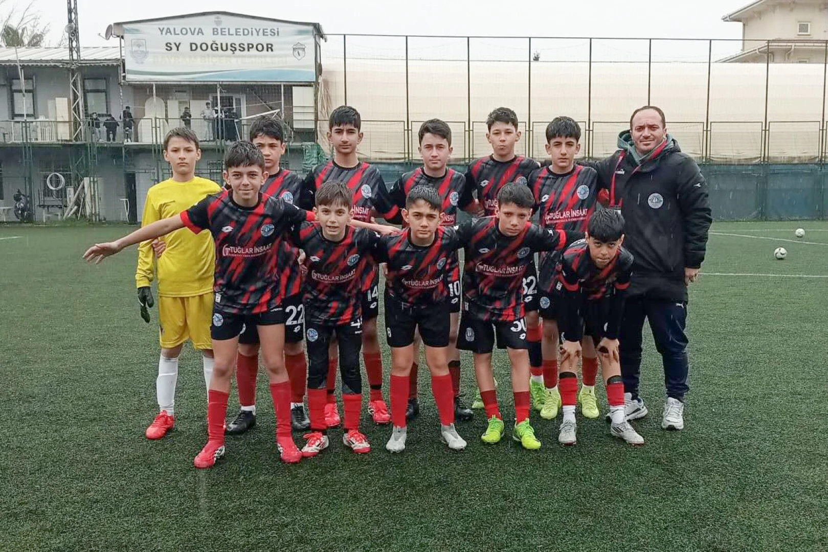 ÇİFTLİKKÖY MİNİKLERİ SEZONA RÜZGAR GİBİ BAŞLADI