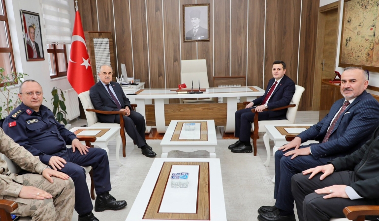 Vali Muammer Erol’dan Korgan ve Kumru’ya Ziyaret: Yatırımlar ve Güvenlik Çalışmaları Değerlendirildi 1 Vali Muammer Erol’dan Korgan ve Kumru’ya Ziyaret: Yatırımlar ve Güvenlik Çalışmaları Değerlendirildi