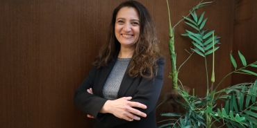 ÖZLEM SARSIN DÜNYA GAZETESİ’NDEN AYRILDI: KARİYERİNE YENİ BİR PLATFORMDA DEVAM EDECEK