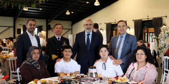 10-16 Mayıs Engelliler Haftası’nda Yalova’da Anlamlı Buluşma: Özel Öğrenciler ve Aileleri Uzunlar Çiftliği’nde Bir Araya Geldi