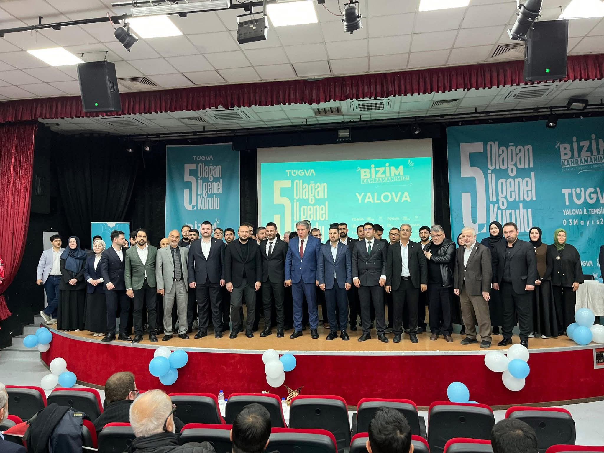 BAHÇEKAPILI GENÇLERLE BULUŞTU: TÜGVA YALOVA’DA GÖREV DEĞİŞİMİ