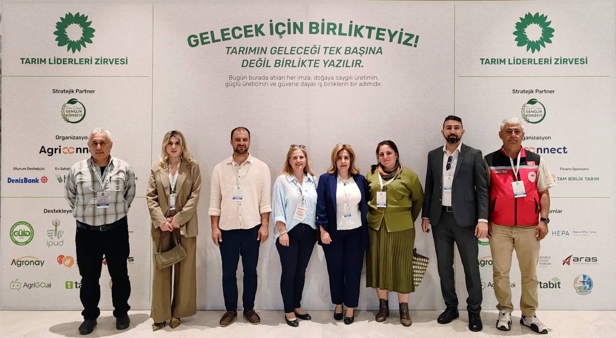 14 Mayıs Dünya Çiftçiler Günü’nde Tarım Liderleri Aynı Çatıda Buluştu: Yalova Genç Tarım Platformu Projesi Türkiye Gündemine Taşındı