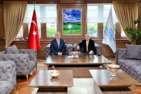 Ordu Valisi Muammer Erol’dan Başkan Dr. Mehmet Hilmi Güler’e Geçmiş Olsun Ziyareti