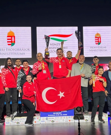 AVRUPA’DA TARİH YAZAN MİLLİLER! Türkiye, Avrupa Bilek Güreşi Şampiyonası’nda Madalyalara Ambargo Koydu