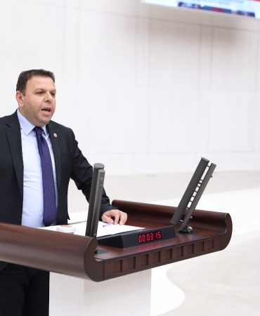 Ediz Ün: “Hayvancılık İthalat Sarmalında Can Çekişiyor”