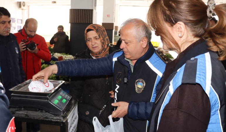 KAPALI PAZAR YERİNDE HASSAS DENETİM: VATANDAŞIN HAKKI KORUMA ALTINDA