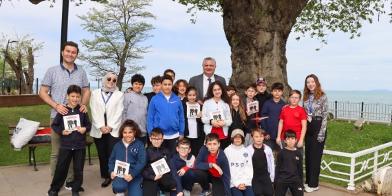 BAŞKAN MEHMET GÜREL, ENGELLİLER HAFTASI VE YÜRÜYEN KÖŞK ETKİNLİKLERİNDE ÖĞRENCİLERLE BULUŞTU