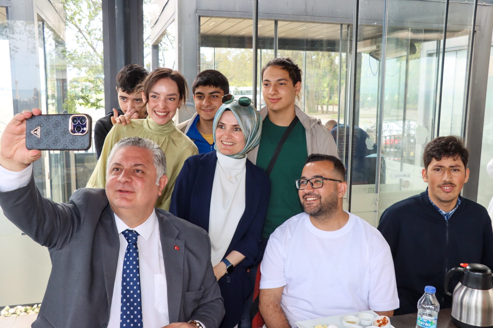 BAŞKAN MEHMET GÜREL, ENGELLİLER HAFTASI VE YÜRÜYEN KÖŞK ETKİNLİKLERİNDE ÖĞRENCİLERLE BULUŞTU 9 BAŞKAN MEHMET GÜREL, ENGELLİLER HAFTASI VE YÜRÜYEN KÖŞK ETKİNLİKLERİNDE ÖĞRENCİLERLE BULUŞTU