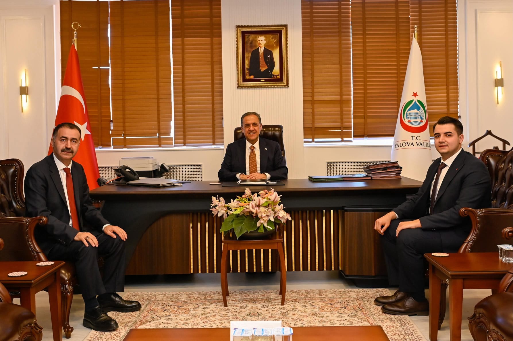  Vali Dr. Ahmet Hamdi Usta’dan Yatırım, Sanayi, Eğitim ve Milli Değerler İçin Yoğun Tempo