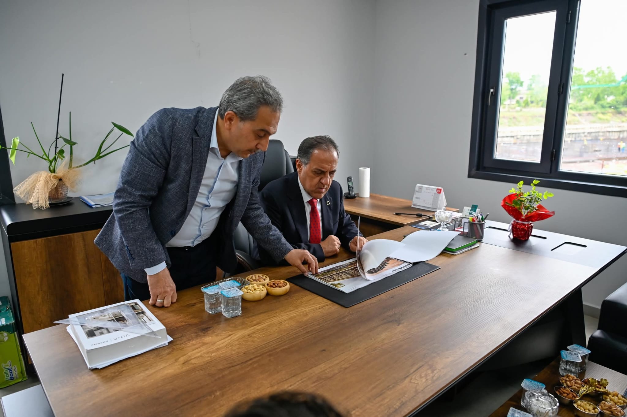  Vali Dr. Ahmet Hamdi Usta’dan Yatırım, Sanayi, Eğitim ve Milli Değerler İçin Yoğun Tempo
