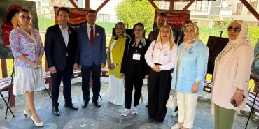 ÇİFTLİKKÖY’DE ATIKLAR SANATA DÖNÜŞTÜ 3 ÇİFTLİKKÖY’DE ATIKLAR SANATA DÖNÜŞTÜ
