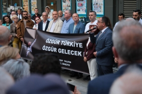 CHP Yalova Bayramlaşmada Tek Yürek Oldu: “Mücadeleyi Birlikte Büyüteceğiz” 12 CHP Yalova Bayramlaşmada Tek Yürek Oldu: “Mücadeleyi Birlikte Büyüteceğiz”