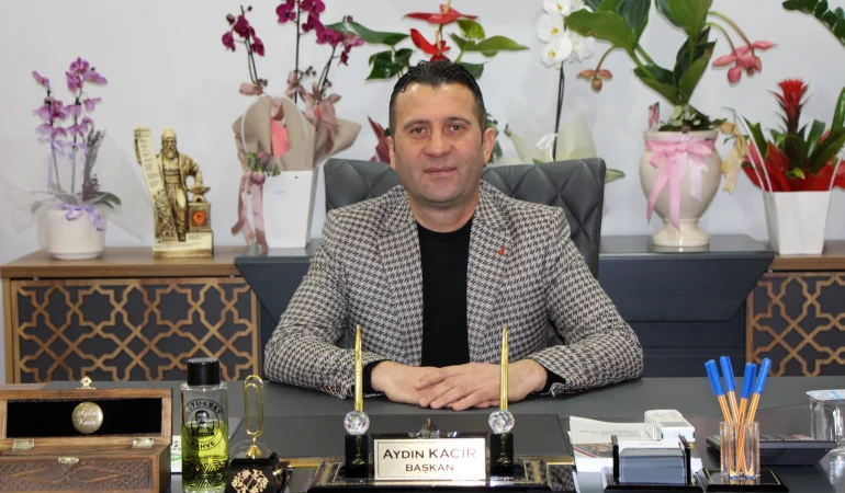YALOVA’DA ESNAF İÇİN GÜÇ BİRLİĞİ: YESO’DAN BANKACILIK, YEREL YÖNETİM VE TİCARET KURUMLARIYLA STRATEJİK HAMLELER 6 YALOVA’DA ESNAF İÇİN GÜÇ BİRLİĞİ: YESO’DAN BANKACILIK, YEREL YÖNETİM VE TİCARET KURUMLARIYLA STRATEJİK HAMLELER