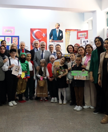 Öğrencilerden Kitap Dolu Proje Sergisi Büyük İlgi Gördü