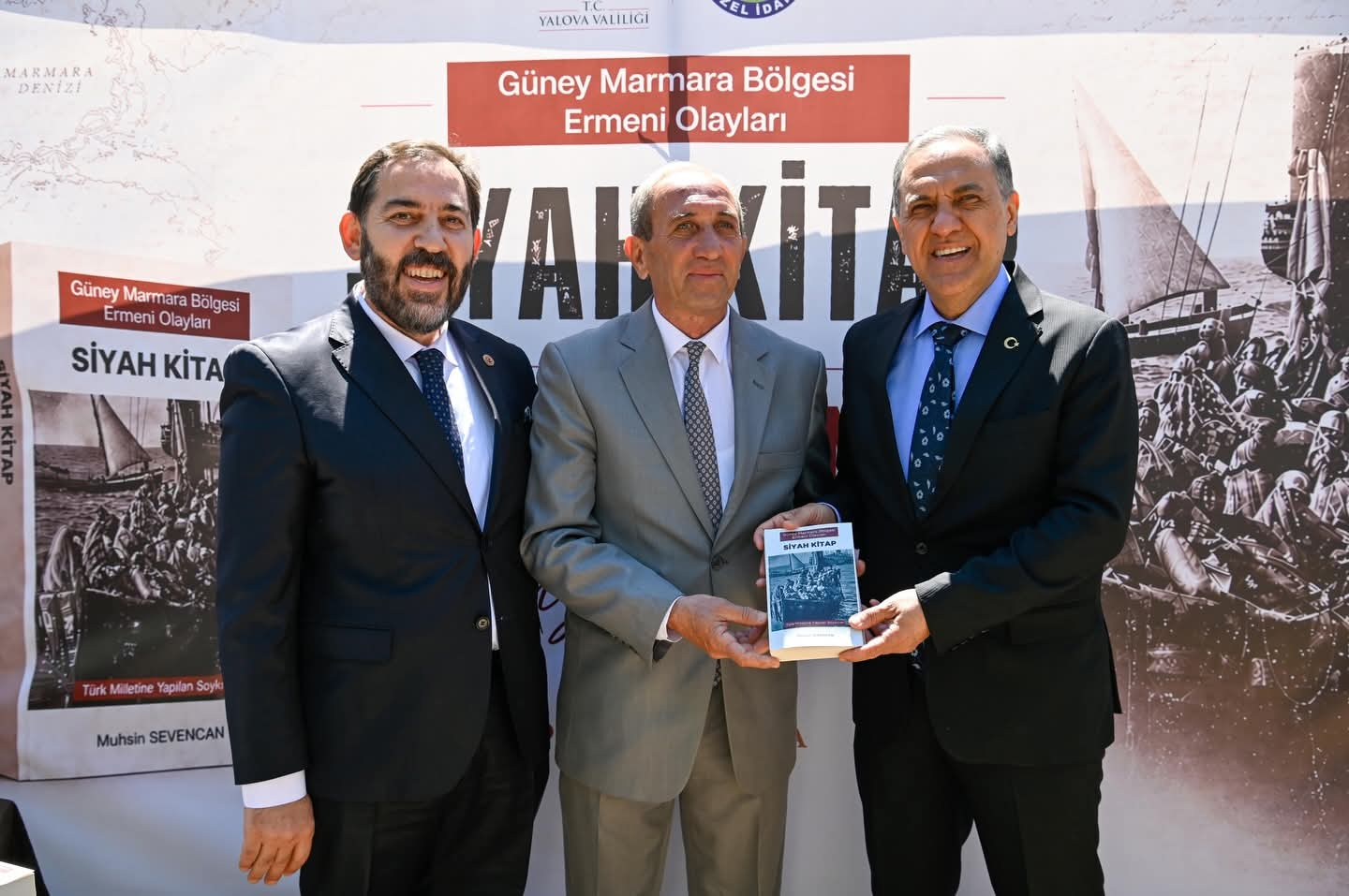 Yalova’da Tarihe Işık Tutan Anlamlı Buluşma: “Siyah Kitap” Okuyucuyla Buluştu