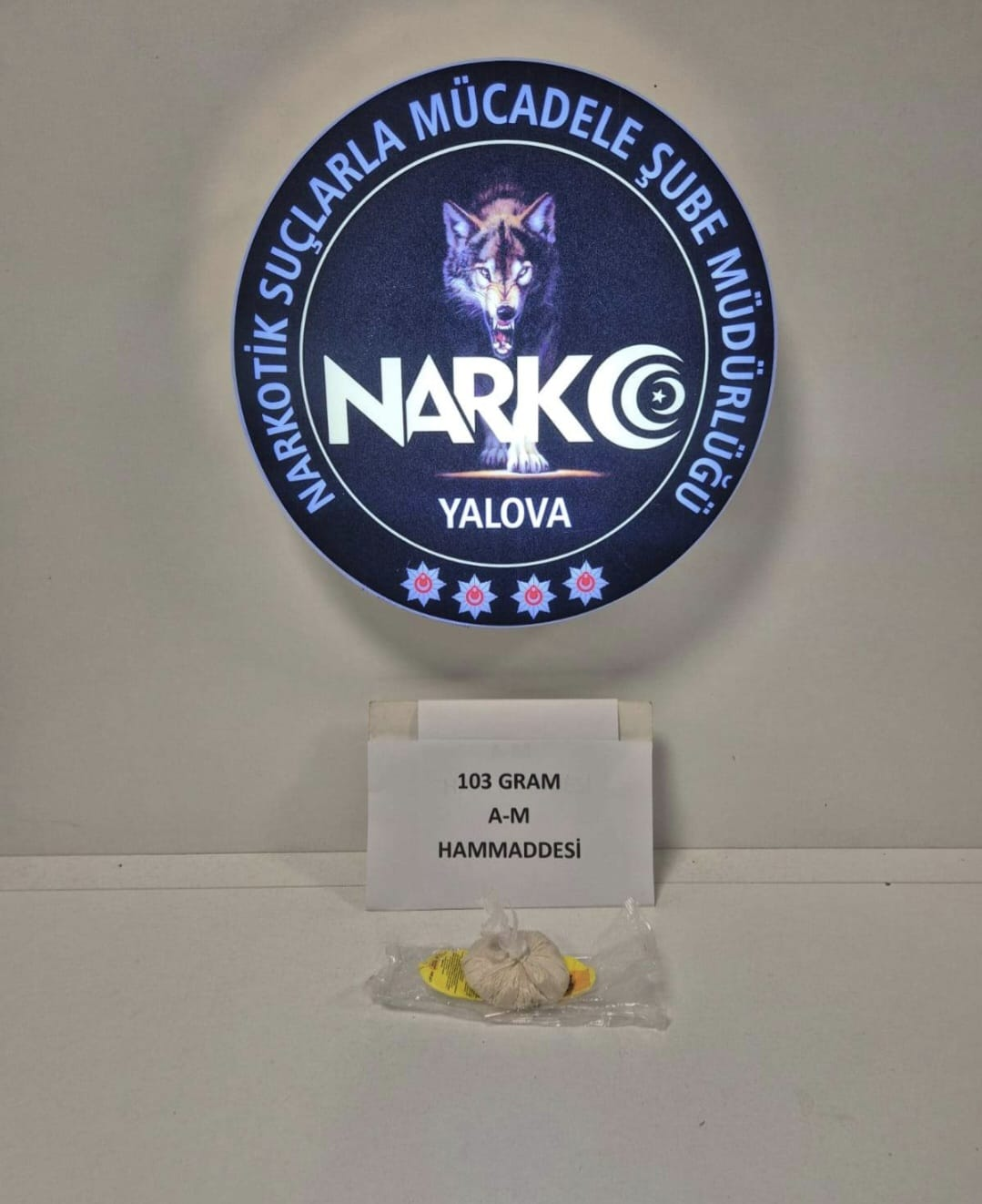 Yalova’da Narkotik Operasyonu: 4 Şüpheli Tutuklandı, Uyuşturucu Maddeler Ele Geçirildi