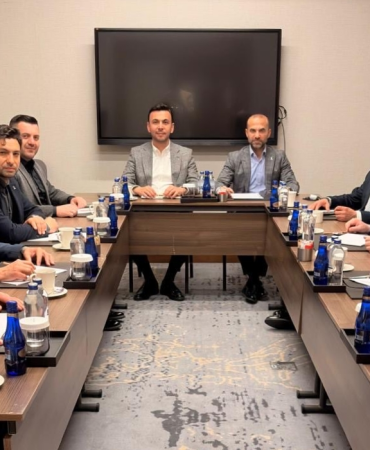 AK Parti Yalova Teşkilatı Doğu Marmara Strateji Toplantısı’na Katıldı