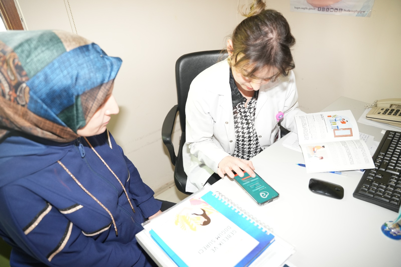 YALOVA’DA ANNE ADAYLARINA YAKIN TAKİP: 1000 GEBEYE EBELİK DESTEĞİ